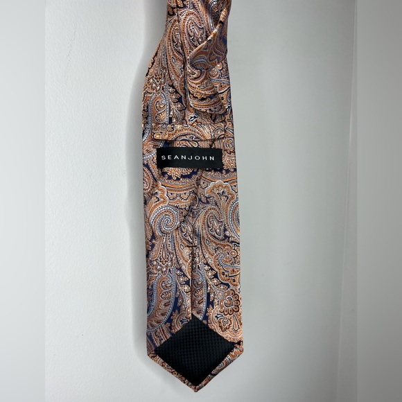 Men’s SEAN JOHN paisley neck tie. Orange with blue. Gorgeous tie! - Picture 5 of 6